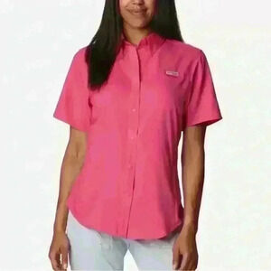 Columbia PFG Women’s size Small shirt. Excellent used condition!